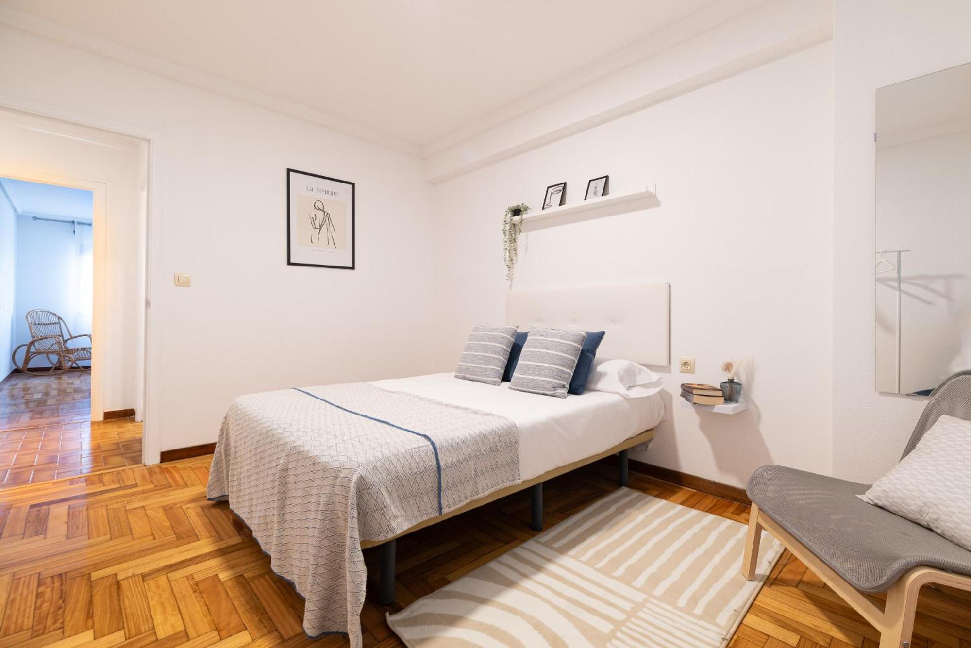 Amplia Vivienda Con Garaje Lägenhet Vigo Exteriör bild